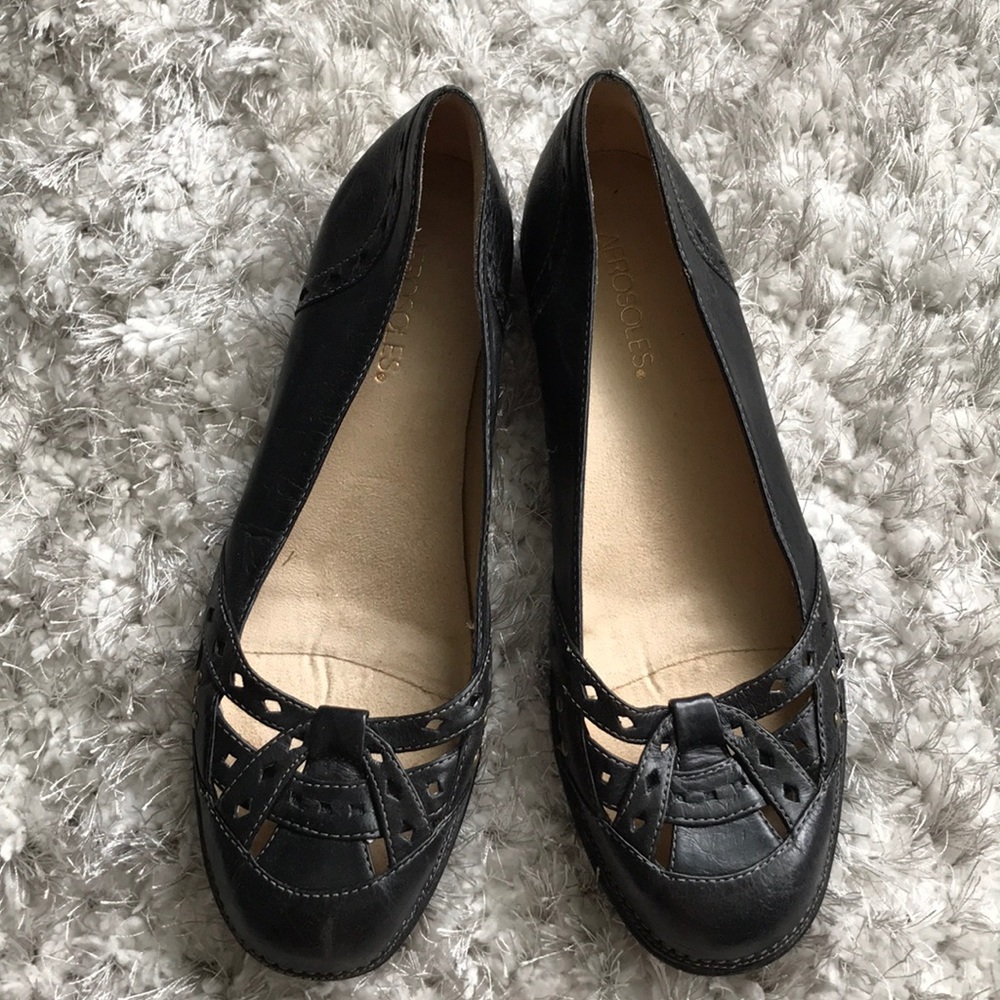 NWOT Aerosoles black flats 💥BOGO💥
